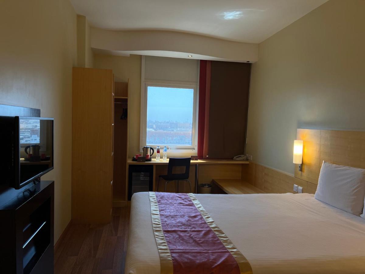Ibis Yanbu Hotel Ngoại thất bức ảnh