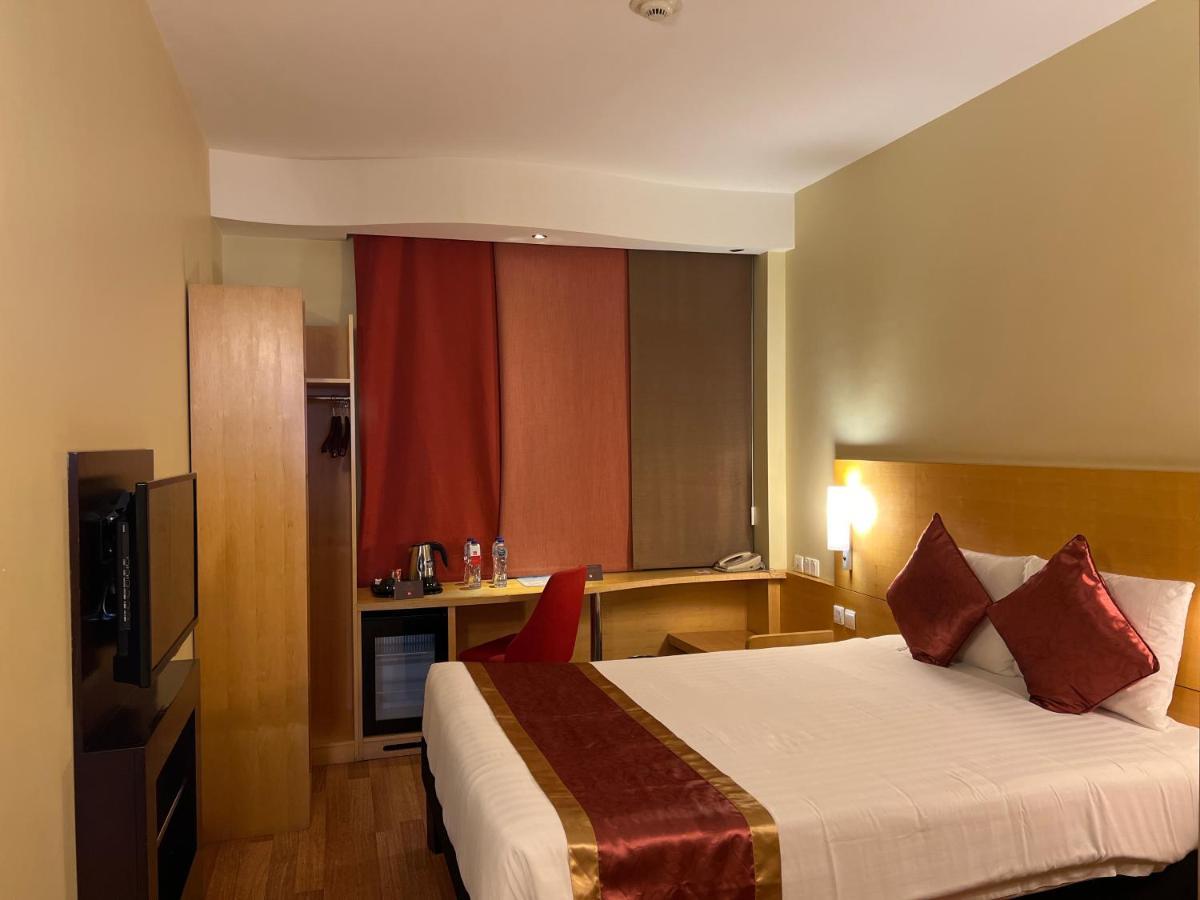 Ibis Yanbu Hotel Ngoại thất bức ảnh