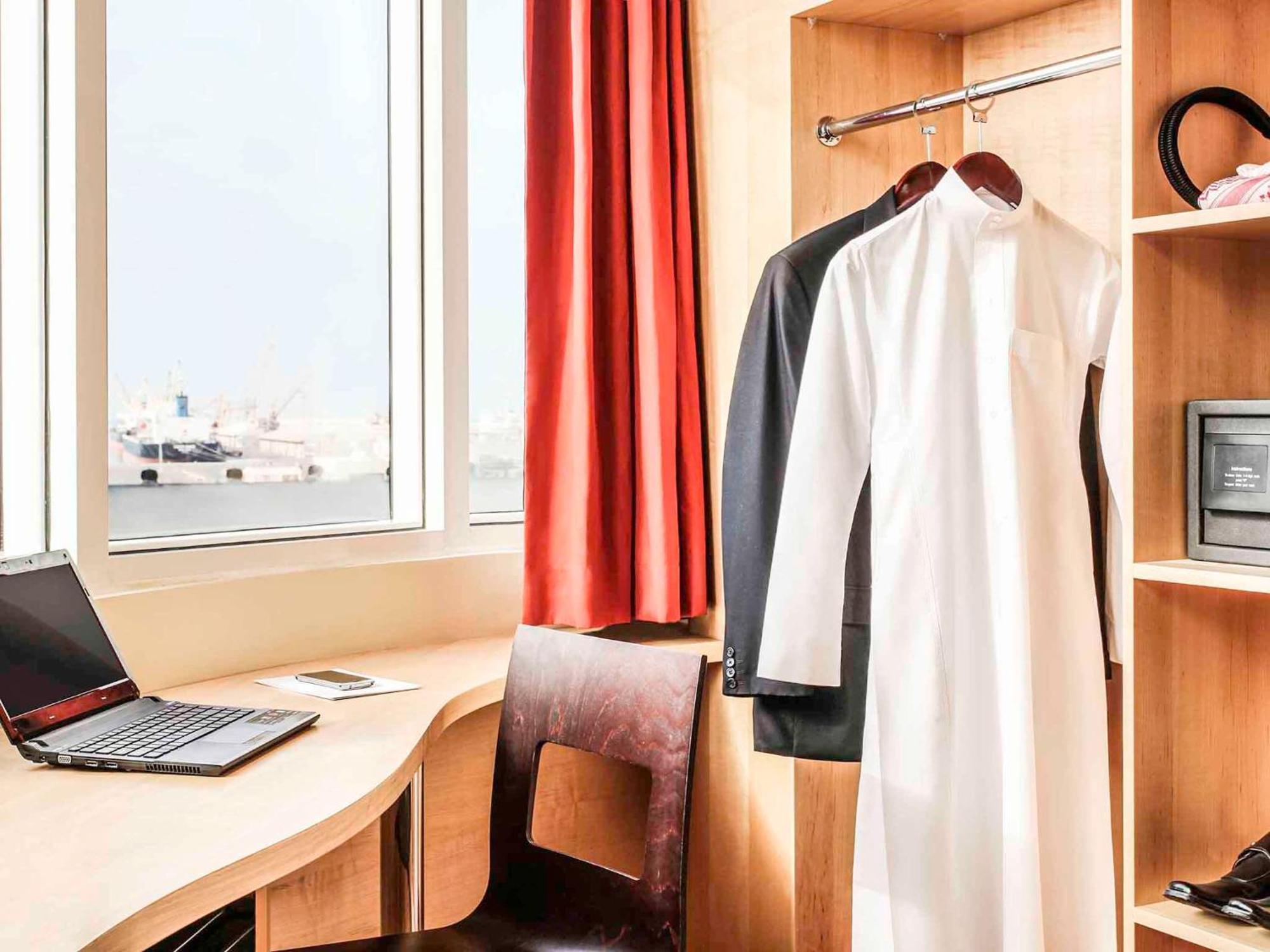 Ibis Yanbu Hotel Ngoại thất bức ảnh